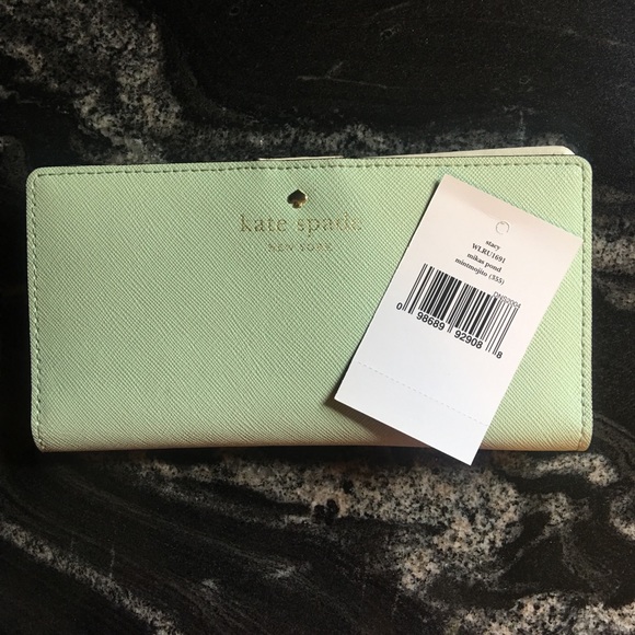 kate spade Handbags - Kate Spade Stacey wallet in mint mojito
